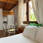 Glyfoneri Maizonettes Apartamento Glífa