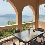 Glyfoneri Maizonettes * Glífa