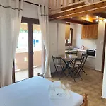 Glyfoneri Maizonettes Apartamento Glífa